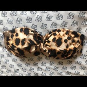 VS strapless padded leopard cheetah animal print bikini top. 34C